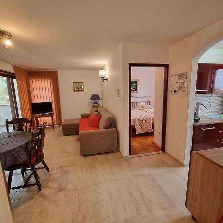 Apartments Katja Mali Lošinj Eksteriør billede